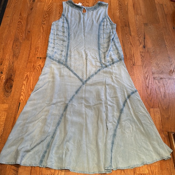 Expressions vintage 100% rayon denim chambray embroidered maxi dress size M - Picture 4 of 4